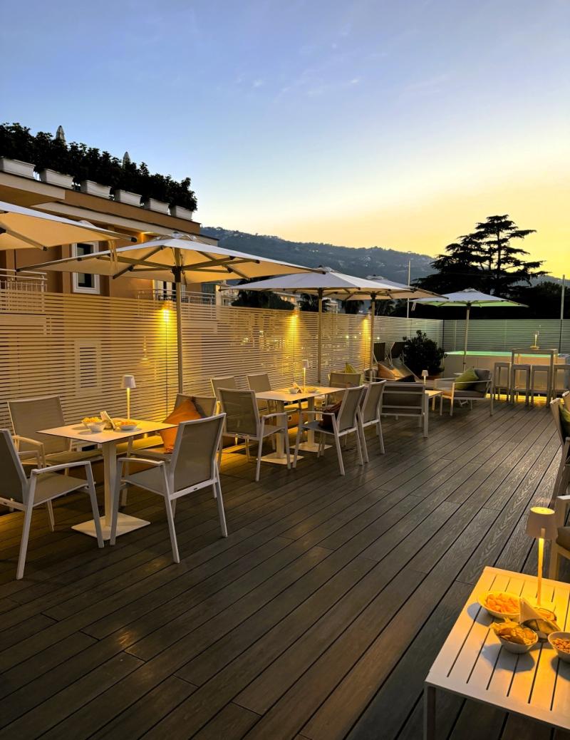 Sky Bar situato al 5° piano per Pre o Post matrimonio o altre celebrazioni-2